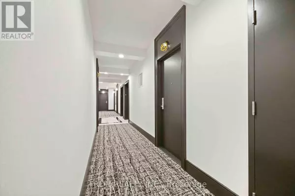 Toronto (waterfront Communities), ON M5V3T9,438 King ST West #1905