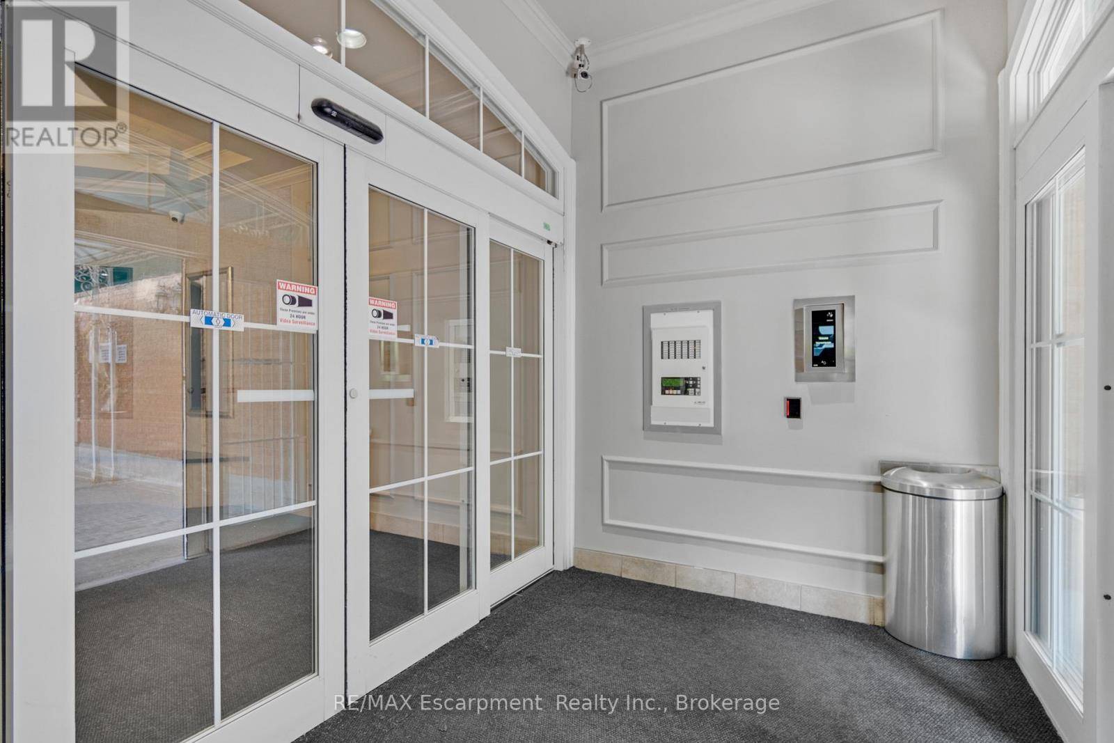 Toronto (kensington-chinatown), ON M5T2X6,80 Saint Patrick ST #820