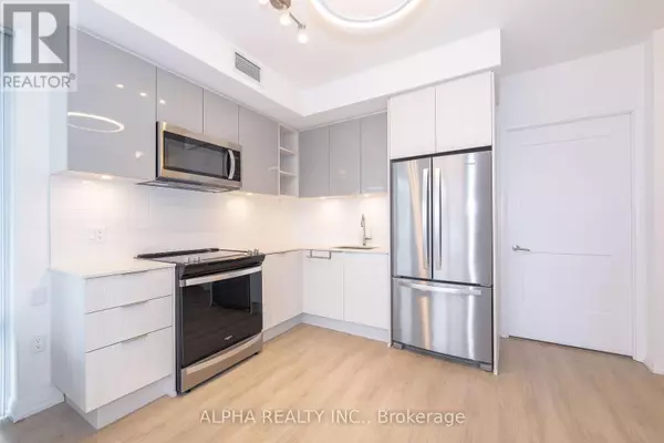 Toronto (mount Pleasant West), ON M4S0E4,50 Dunfield Ave AVE #2017