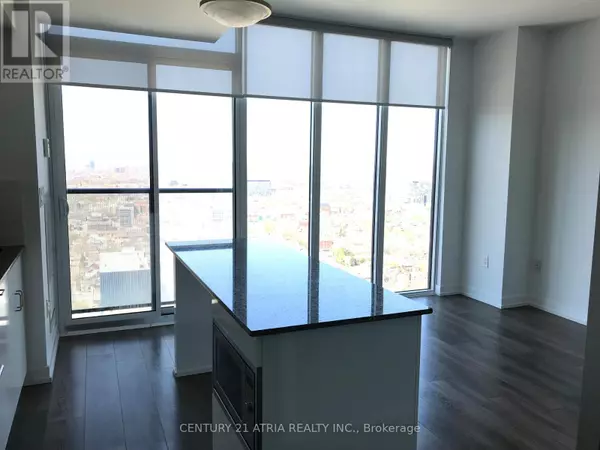 Toronto (kensington-chinatown), ON M5G1S9,426 University AVE #3601