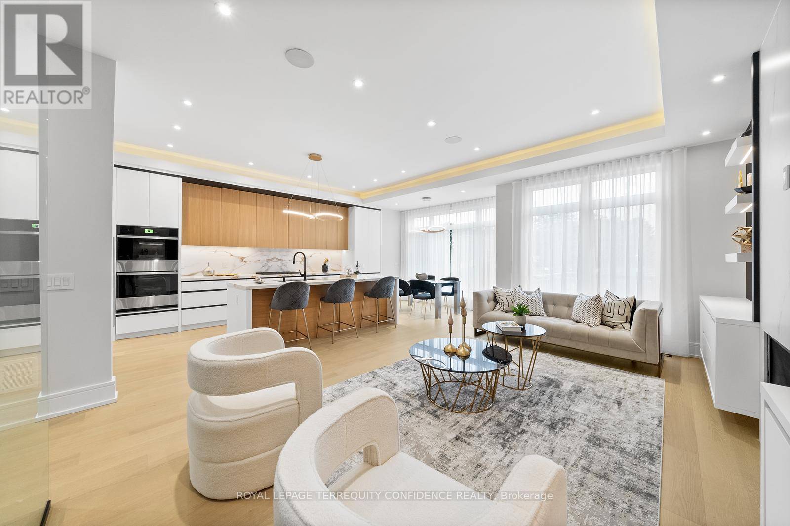 68 LYNNHAVEN ROAD, Toronto (englemount-lawrence), ON M6A2K9