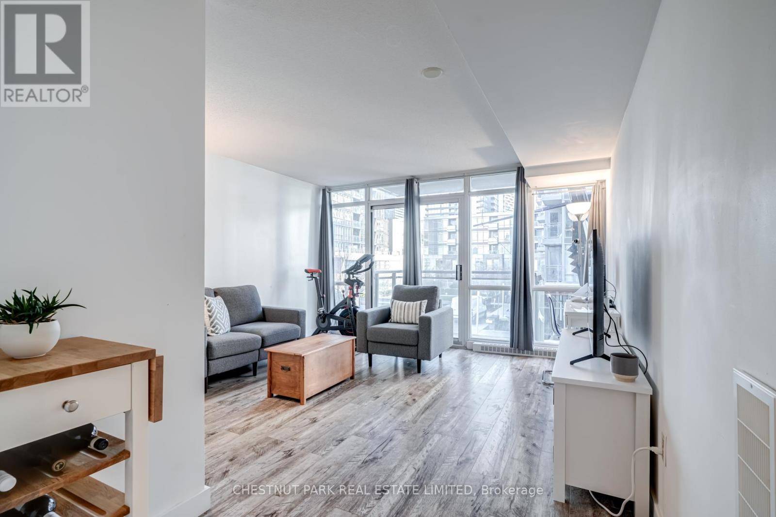 Toronto (waterfront Communities), ON M5V3Y3,11 Brunel CT #205