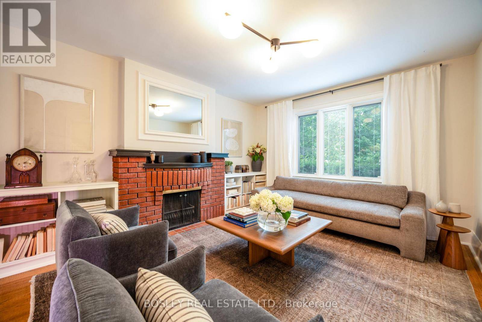 Toronto (mount Pleasant East), ON M4S2T8,33 BELCOURT ROAD