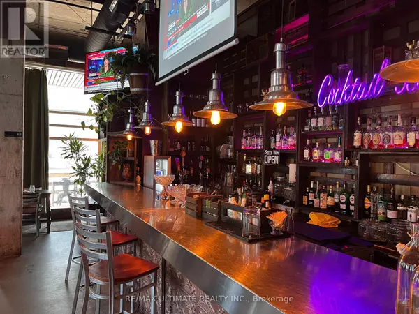 905 KING STREET W, Toronto (niagara), ON M6K3G9