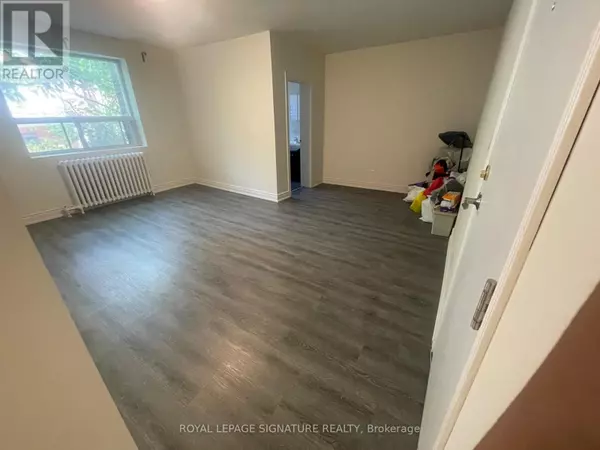 Toronto (dufferin Grove), ON M6J3E7,394 Dovercourt RD #24