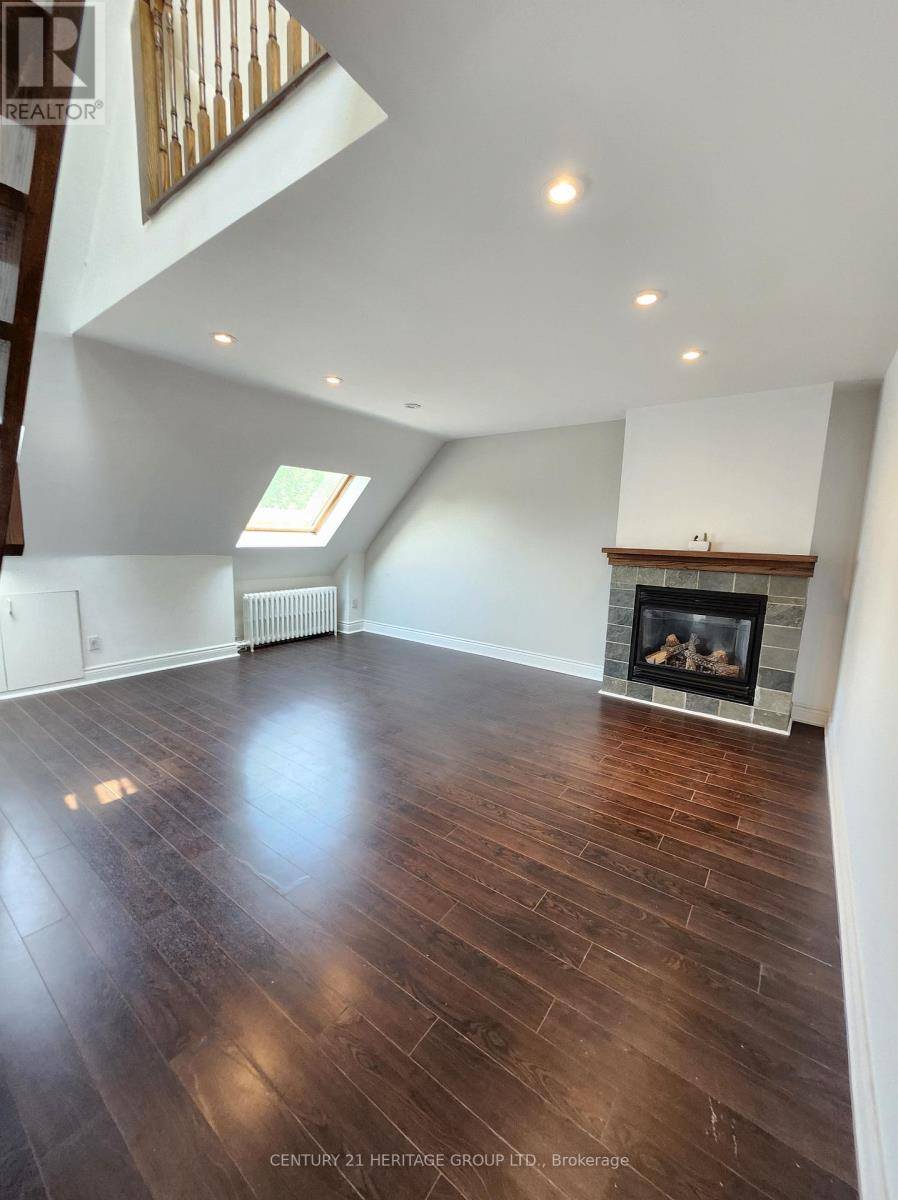 Toronto (lawrence Park South), ON M5N2H2,1346 Avenue RD #Top Fl.