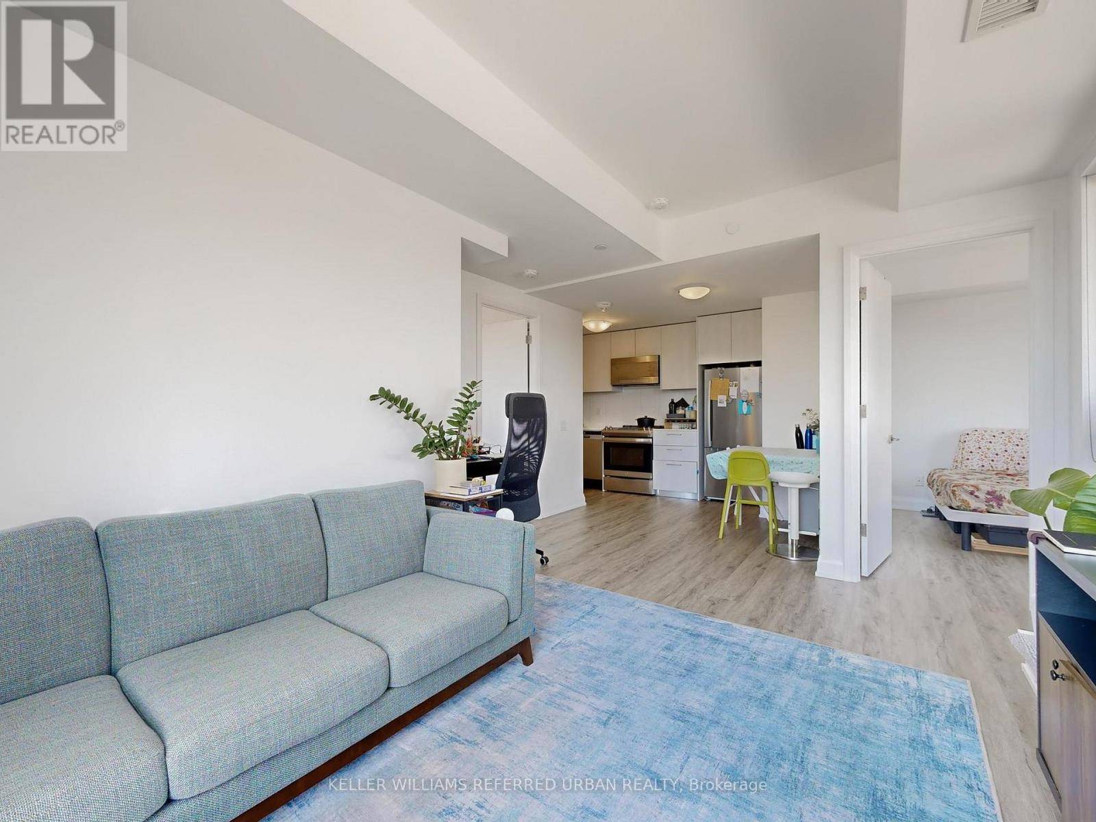 Toronto (mount Pleasant East), ON M4S0C9,730 Hillsdale AVE East #315