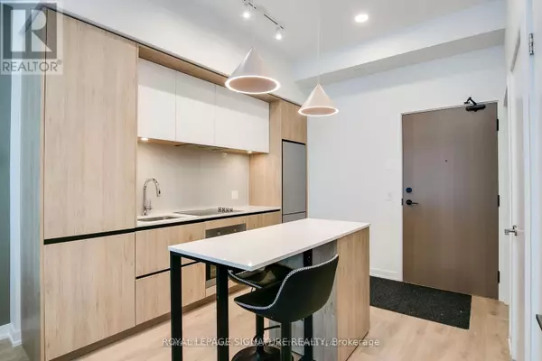 Toronto (regent Park), ON M5A0R2,34 Tubman AVE #203