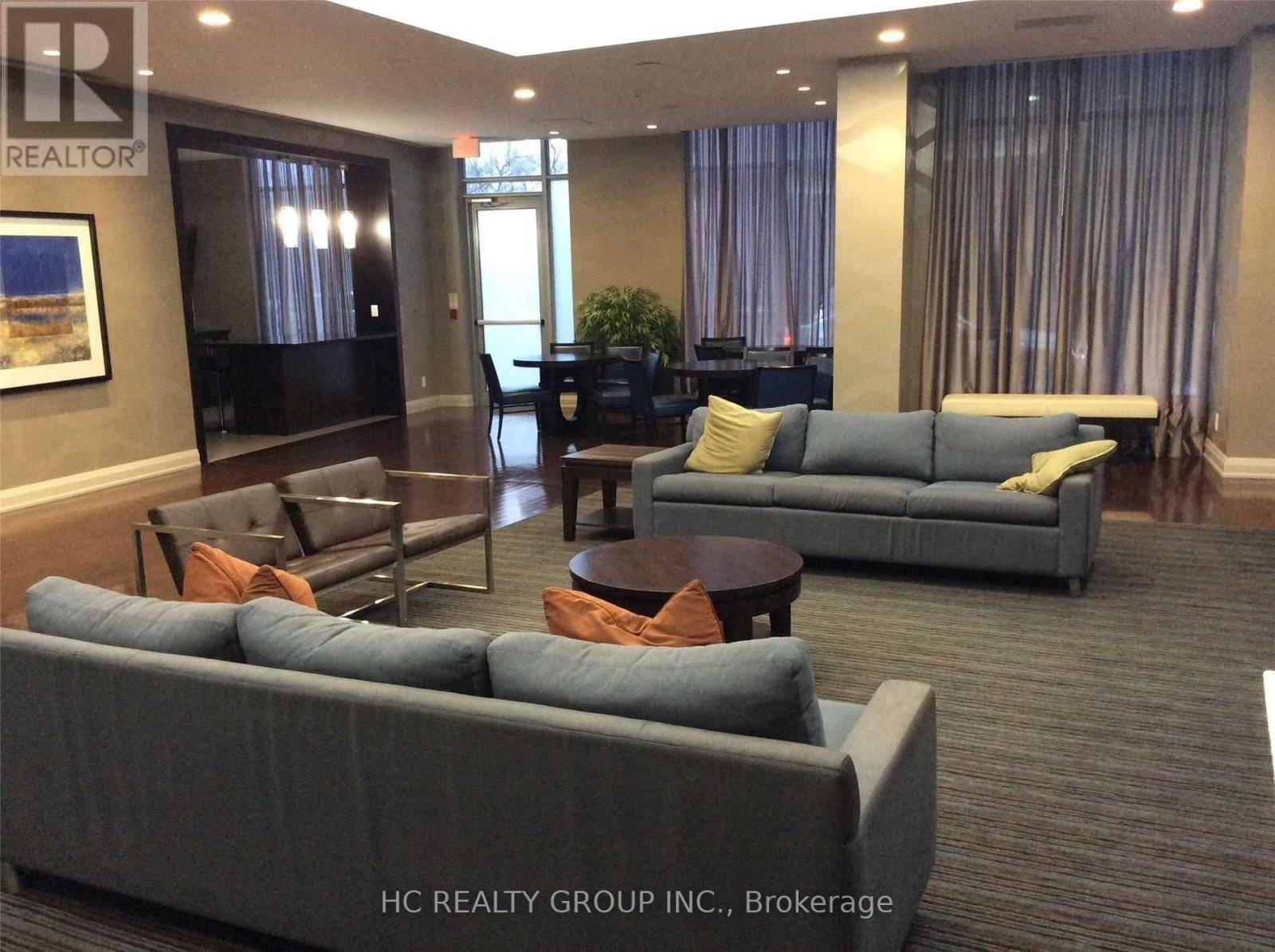Toronto (newtonbrook East), ON M2M0A8,5791 Yonge ST #1810