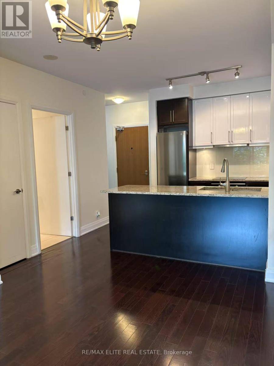 Toronto (willowdale East), ON M2N0G8,21 Clairtrell RD #207