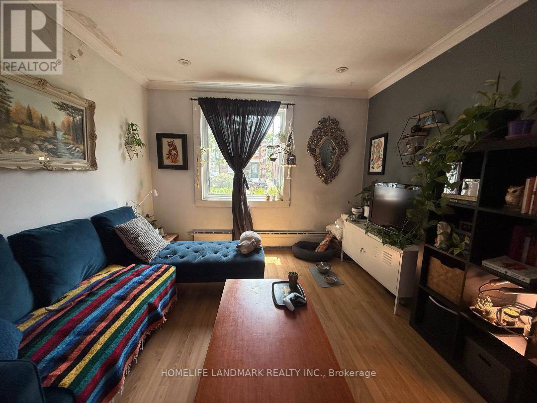 Toronto (trinity-bellwoods), ON M6J2E4,4 Sully CRES #Main floor
