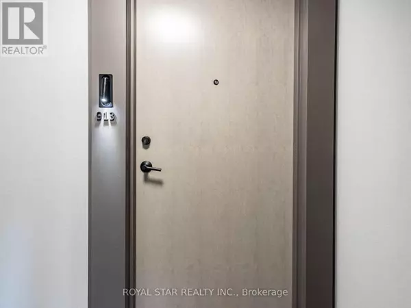 Toronto (regent Park), ON M5A0M8,35 Tubman AVE #913