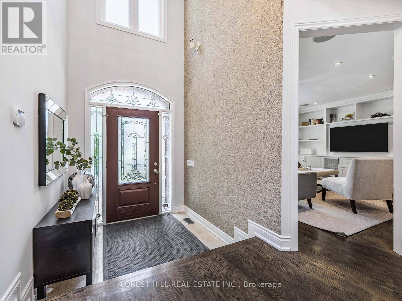 Toronto (bedford Park-nortown), ON M5M1N6,481 CRANBROOKE AVENUE