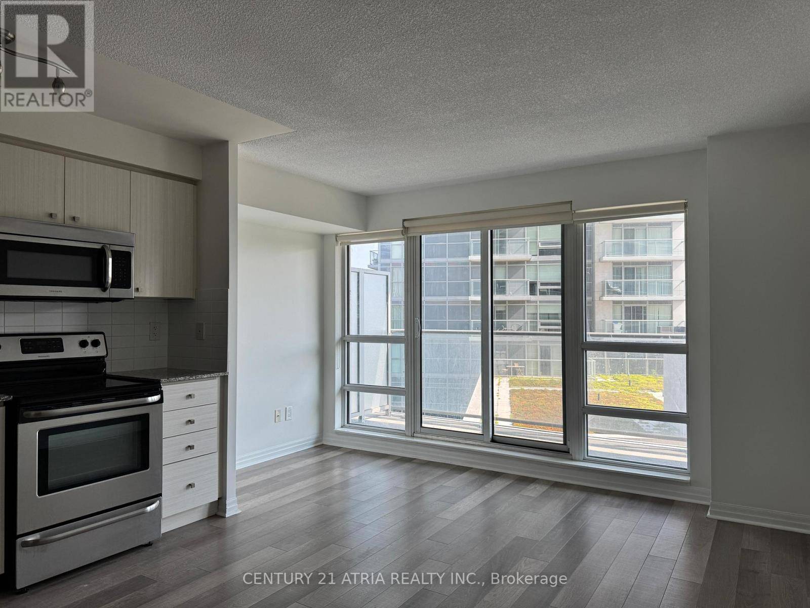 Toronto (henry Farm), ON M2J0B3,2015 Sheppard AVE East #511