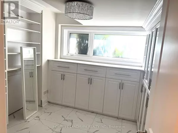 Toronto (newtonbrook East), ON M2N2P6,250 FINCH AVE East #A