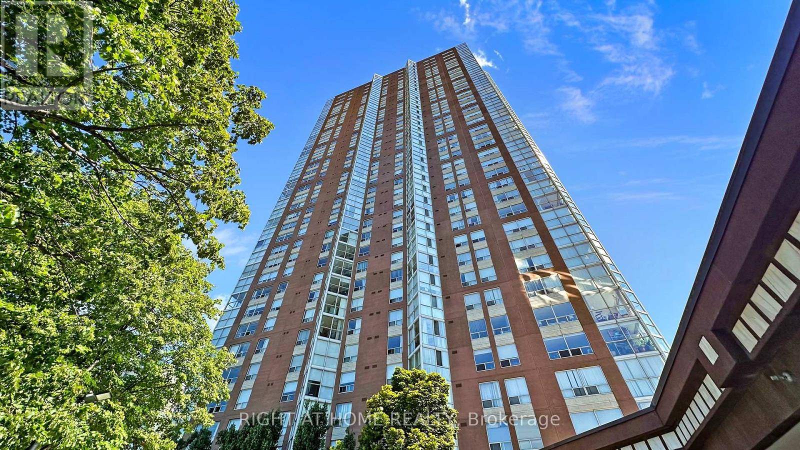 7 Concorde PL #904, Toronto (banbury-don Mills), ON M3C3N4