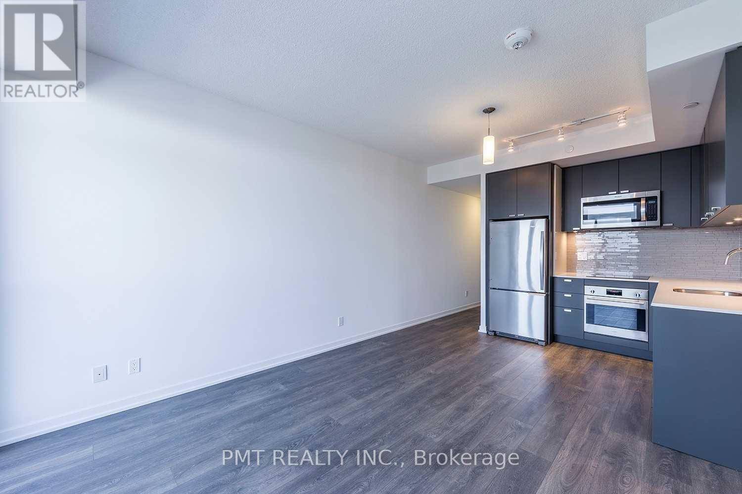 Toronto (henry Farm), ON M2J0E5,56 Forest Manor RD #2710