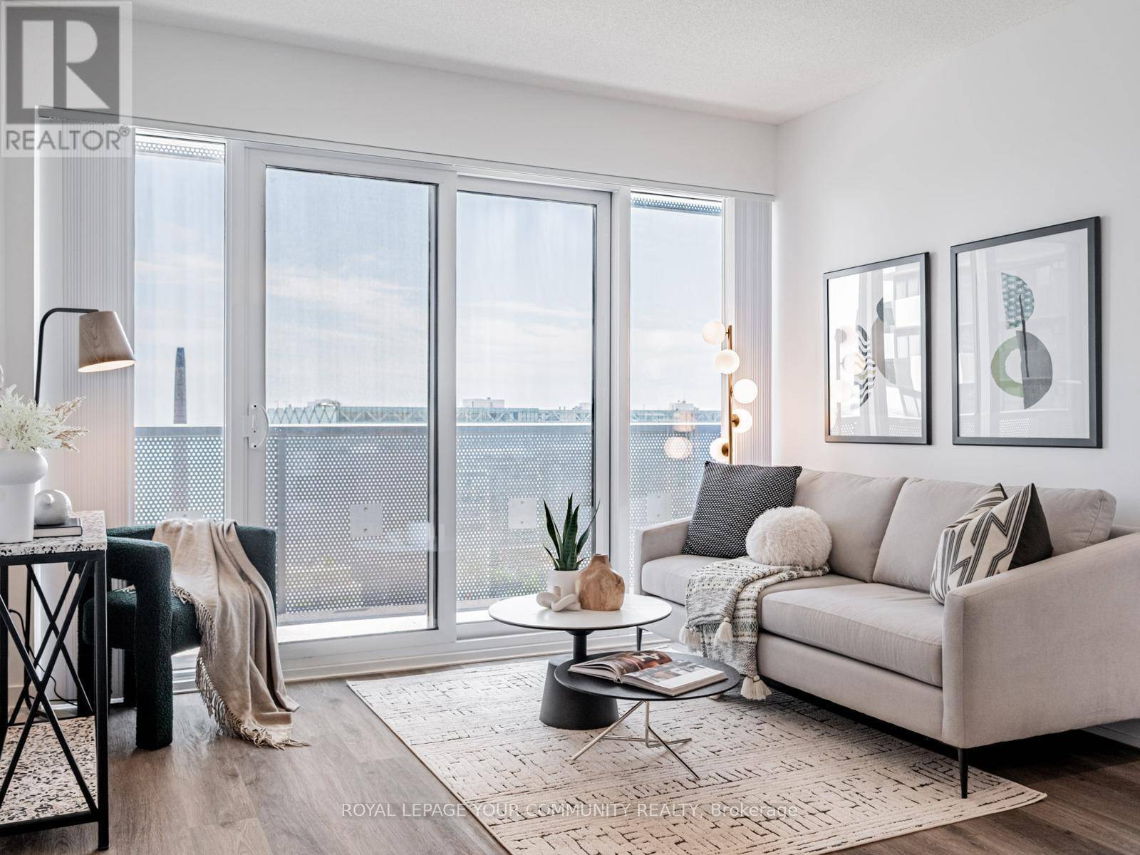 Toronto (waterfront Communities), ON M5E0G1,55 Cooper ST #1611