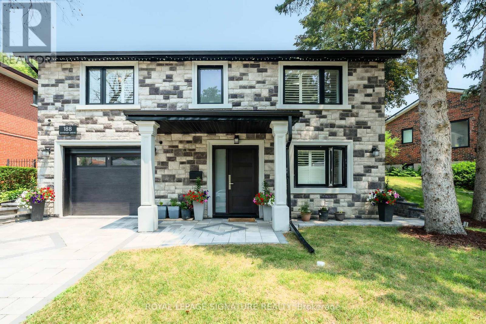 188 SWEENEY DRIVE, Toronto (victoria Village), ON M4A1V4