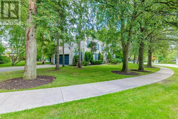 Toronto (st. Andrew-windfields), ON M2L2G4,31 FIFESHIRE ROAD E