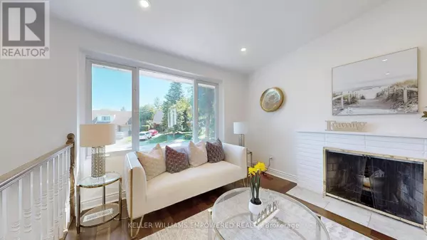 Toronto (banbury-don Mills), ON M3C1M5,17 NORTH HILLS TERRACE