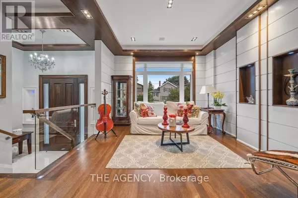 Toronto (bedford Park-nortown), ON M5M2W7,52 CARMICHAEL AVENUE