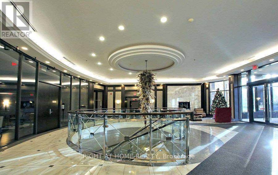 Toronto (banbury-don Mills), ON M3C0J4,135 Wynford DR ##705