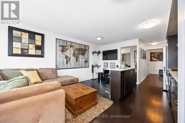Toronto (moss Park), ON M5A2R3,320 Richmond ST East #1115