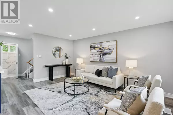 Toronto (parkwoods-donalda), ON M3A1W9,1 Vanity CT #Upper