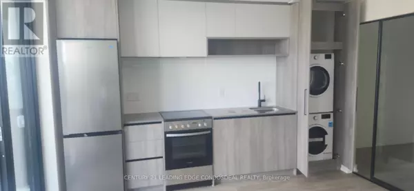Toronto (dufferin Grove), ON M6R2B2,181 Sterling RD #1018