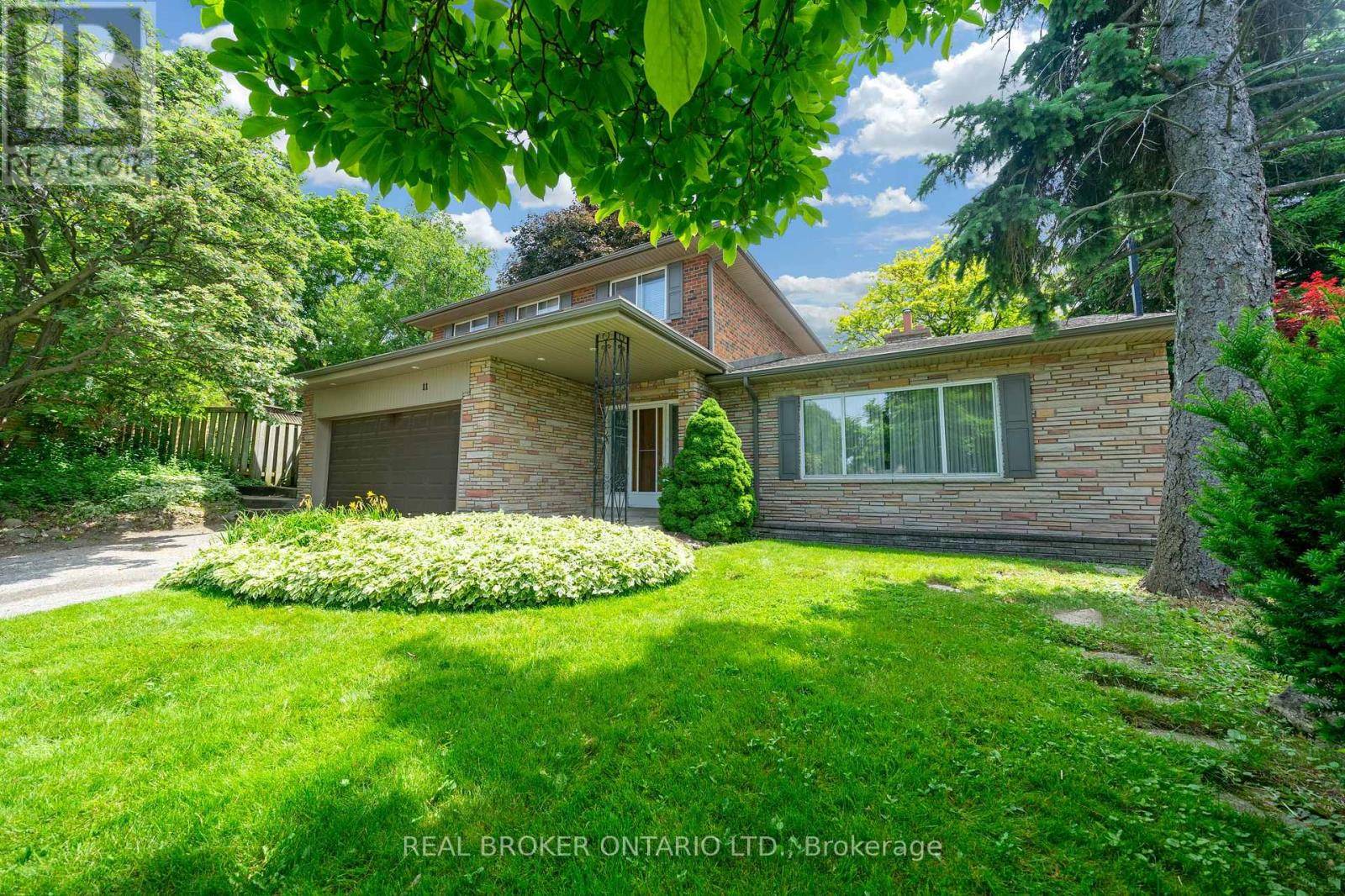 Toronto (parkwoods-donalda), ON M3A1G9,11 CARONPORT CRESCENT