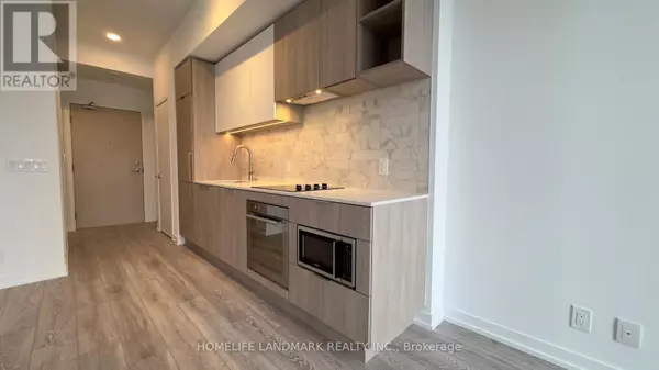 Toronto (humewood-cedarvale), ON M5P3L1,2020 Bathurst ST #720