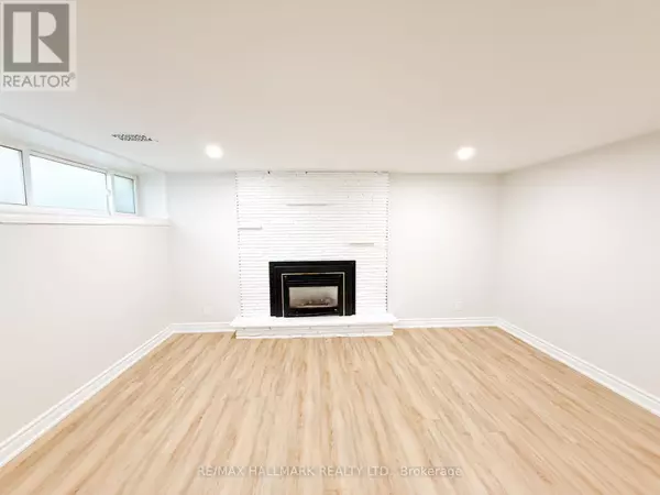Toronto (banbury-don Mills), ON M3B1B6,82 Norden CRES #BSMNT