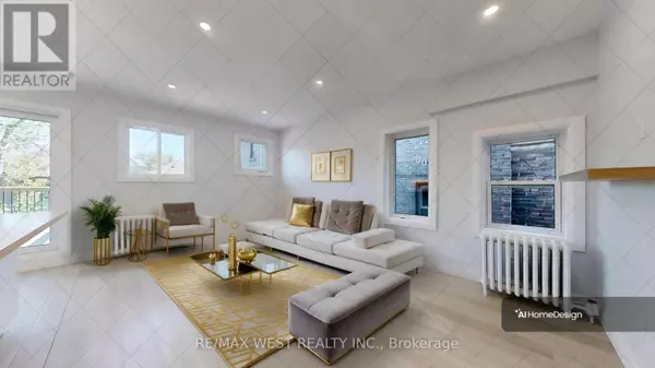 Toronto (oakwood Village), ON M6C2M8,237 Vaughan RD #3rd
