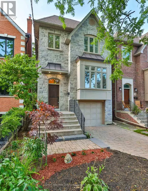 Toronto (lawrence Park North), ON M4N1Y5,136 BOWOOD AVENUE