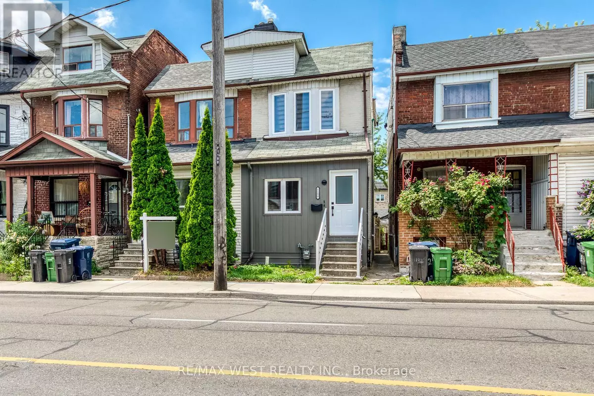 Toronto (wychwood), ON M6G3W1,1190 Ossington AVE #1