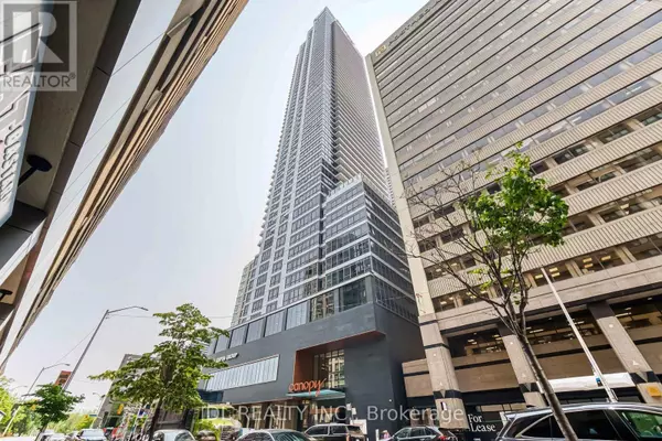 Toronto (north St. James Town), ON M4W1H7,395 Bloor ST East #3910