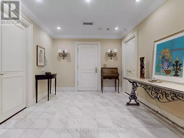 Toronto (bridle Path-sunnybrook-york Mills), ON M4N3R5,2 Chedington PL #2C