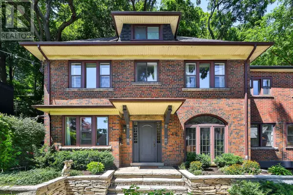 48 Poplar Plains CRES #Main, Toronto (casa Loma), ON M4V1E8