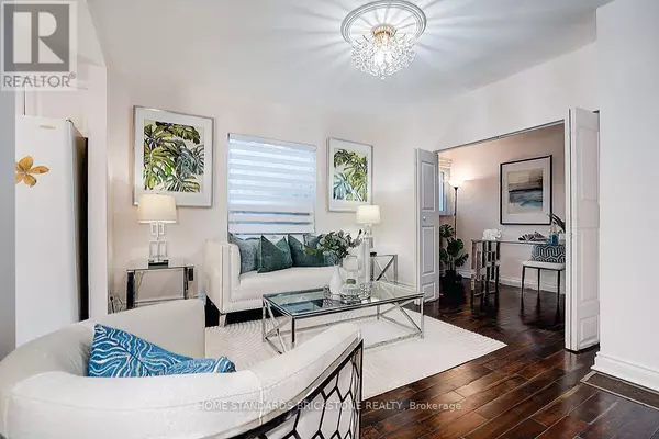 Toronto (lansing-westgate), ON M2N1P2,99 HARLANDALE AVENUE