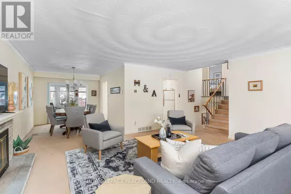 Toronto (bayview Village), ON M2K1V8,14 WHITELOCK CRESCENT
