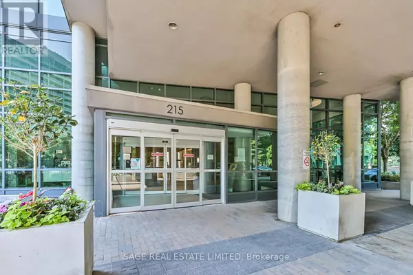 Toronto (niagara), ON M5V4A2,215 Fort York BLVD #702