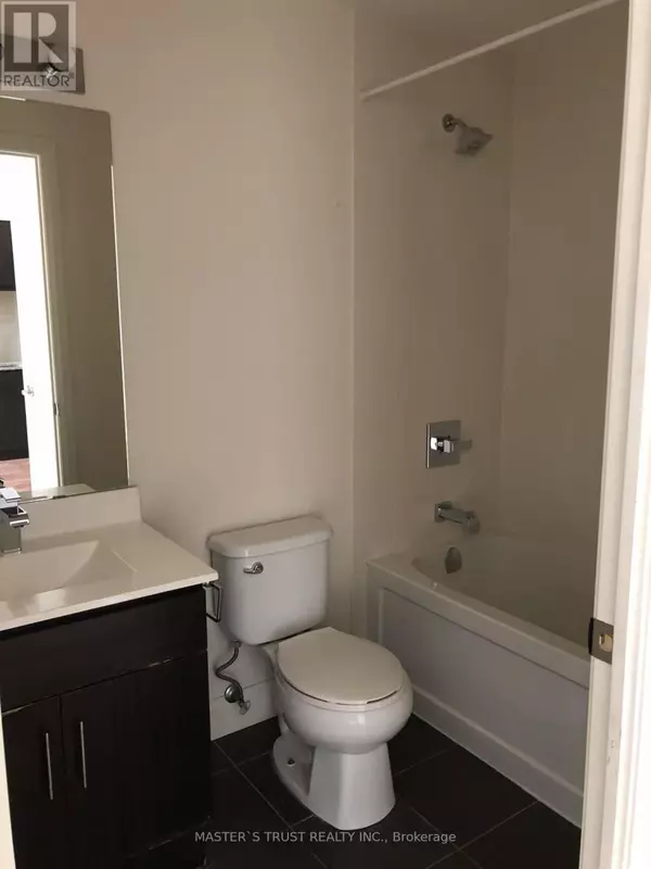 Toronto (willowdale West), ON M2N2N1,68 Canterbury PL #501