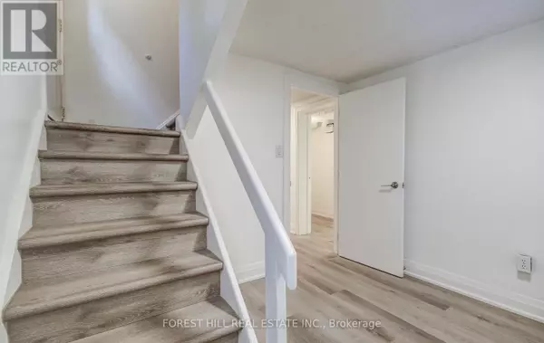 Toronto (clanton Park), ON M3H2A4,32 Laurelcrest AVE #Lower