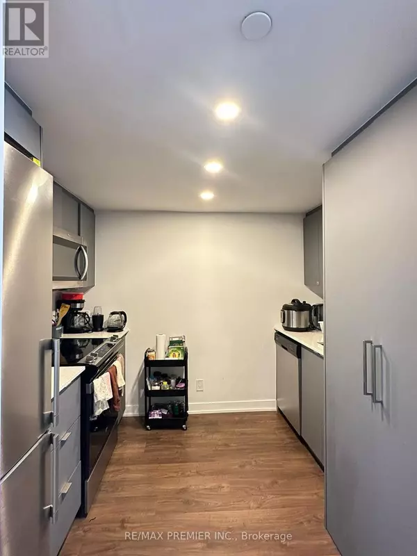 Toronto (clanton Park), ON M3H0E3,30 Tretti WAY #415