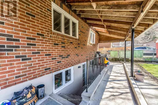 Toronto (oakwood Village), ON M6C3P9,314 Atlas AVE #Lower