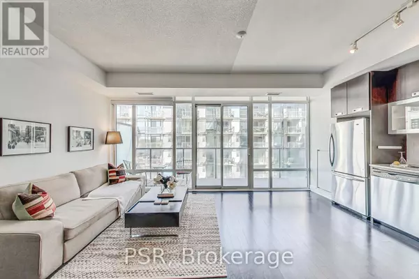 Toronto (niagara), ON M5V3W5,90 Stadium RD #630