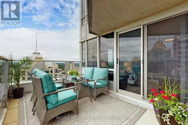 3 Rean DR #2201, Toronto (bayview Village), ON M2K3C2