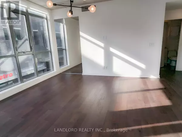 Toronto (trinity-bellwoods), ON M6J0B3,8 Gladstone AVE #314