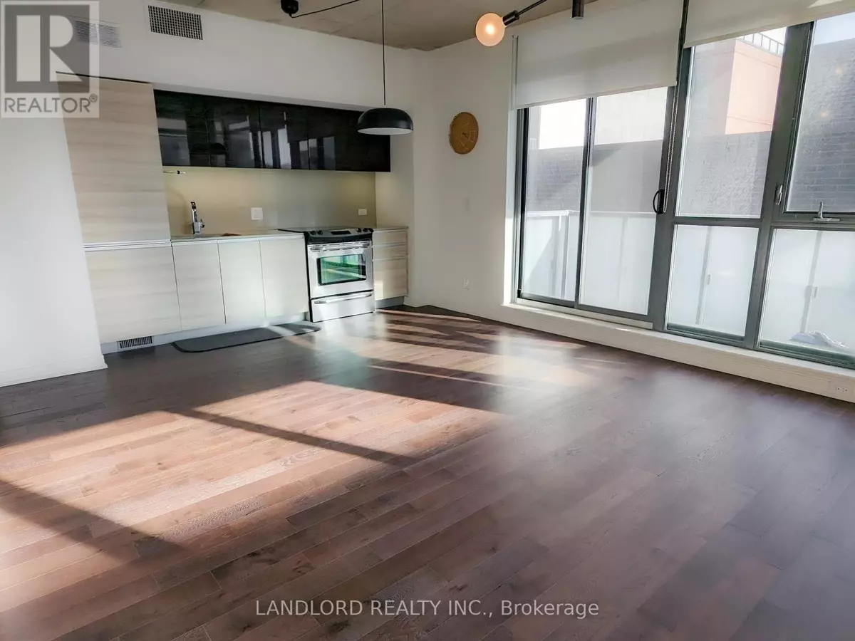 Toronto (trinity-bellwoods), ON M6J0B3,8 Gladstone AVE #314